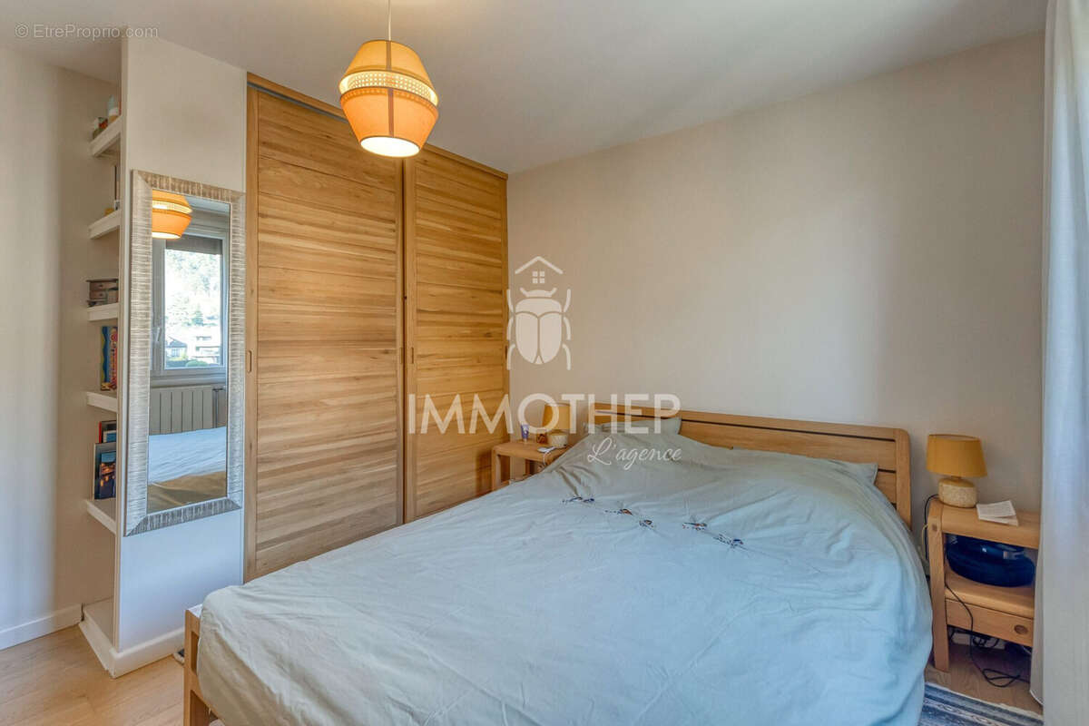 Appartement à MEYLAN