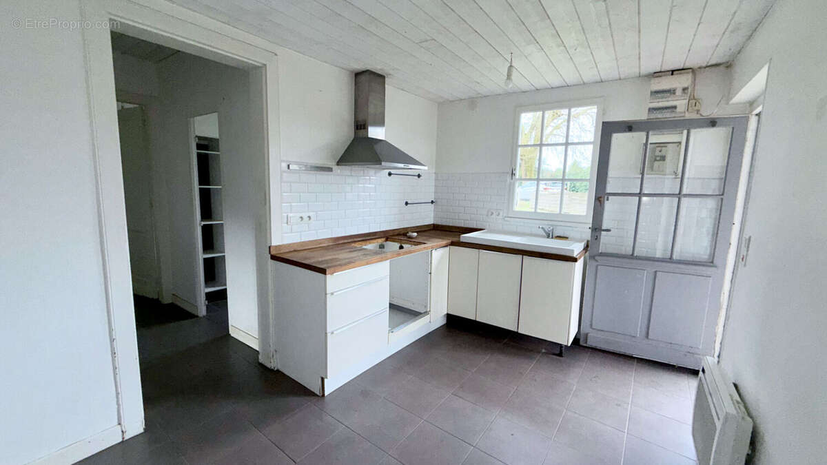 Maison à BELIN-BELIET
