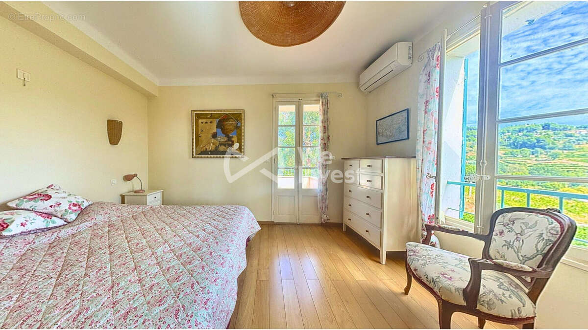 Maison à LE CASTELLET