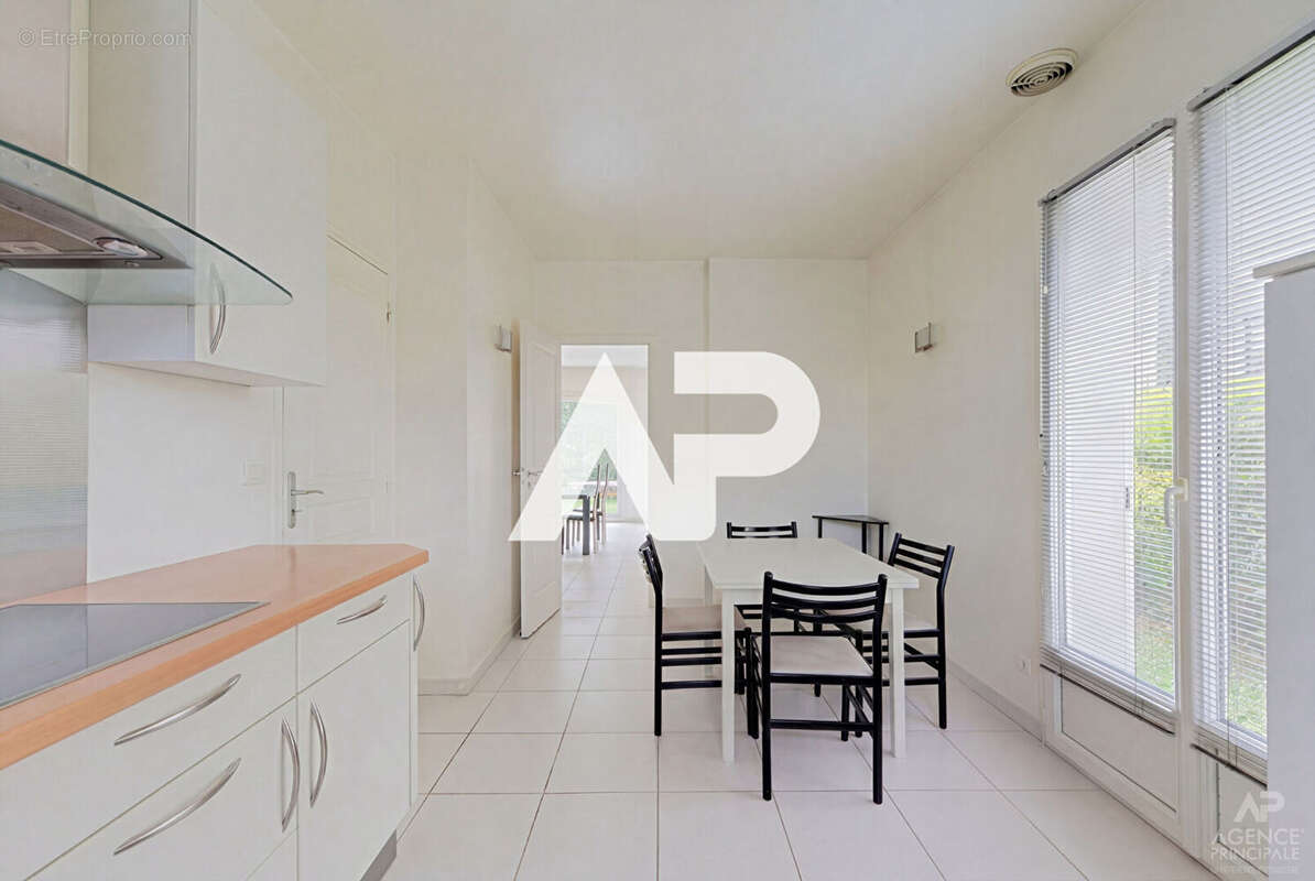 Maison à RUEIL-MALMAISON