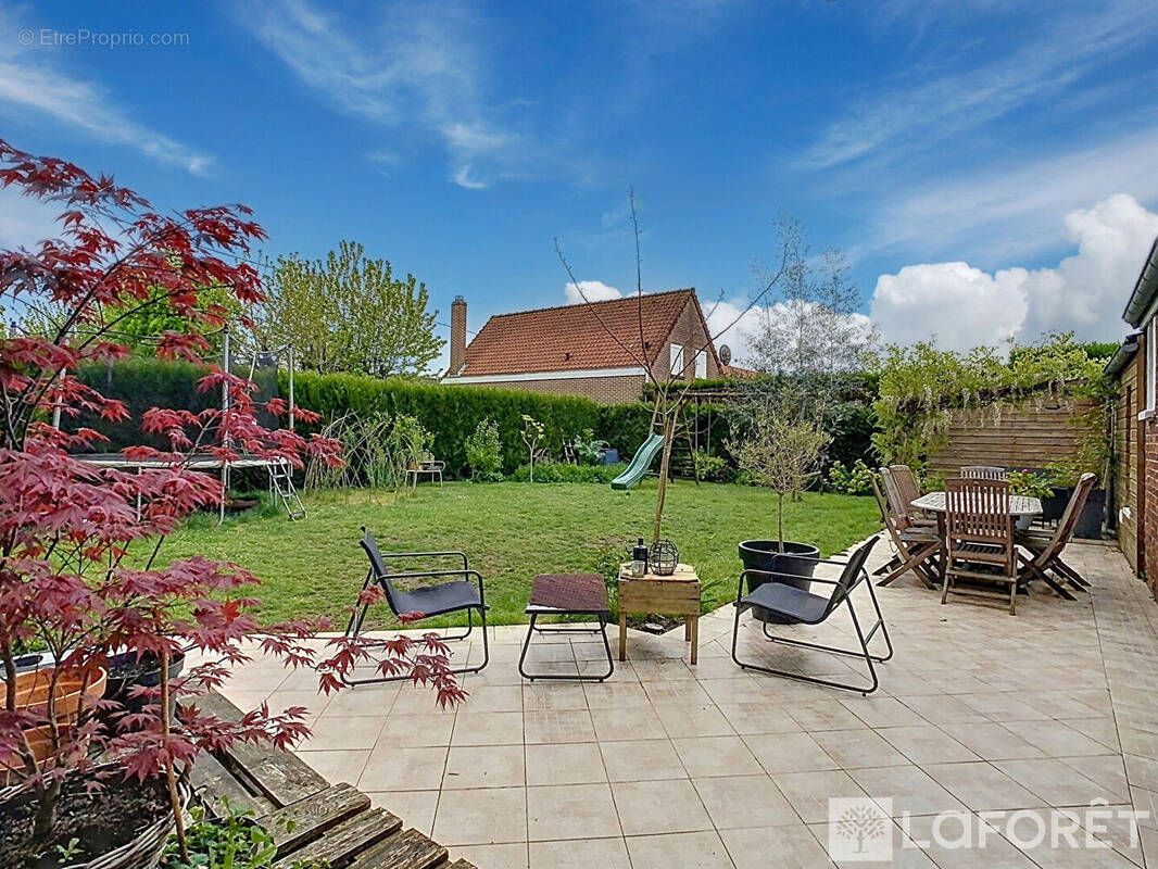 Maison à STEENBECQUE