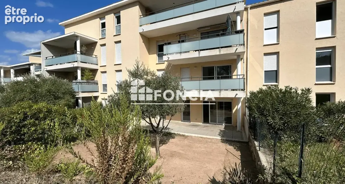 Frejus, appartement 3 pieces en rez de jardin, garage et parking - photo 11