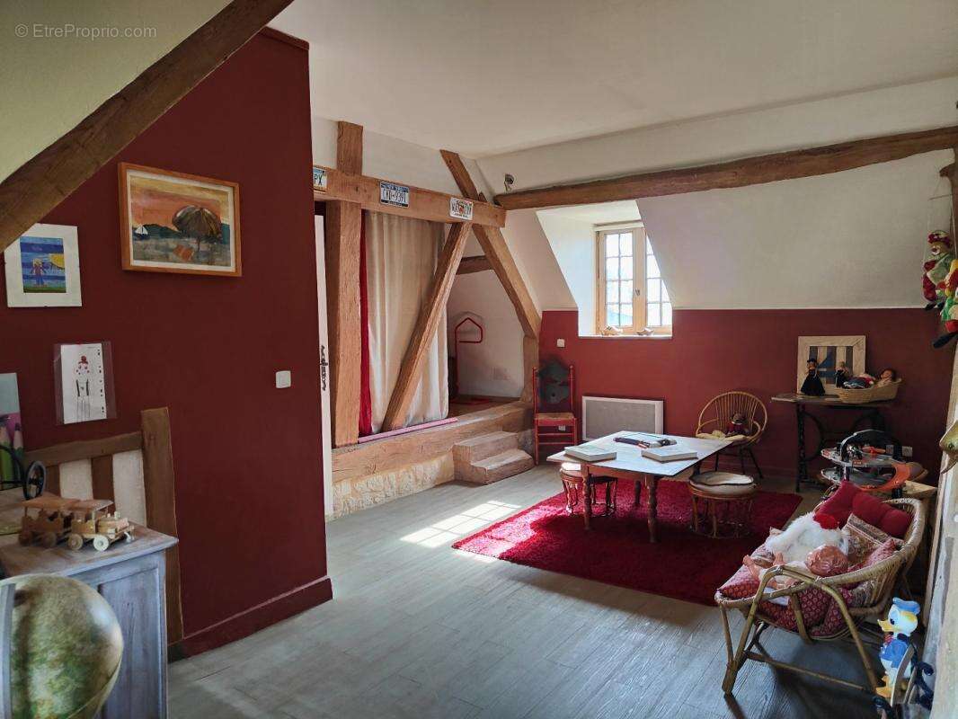 Maison à SAINT-HILAIRE-LES-ANDRESIS