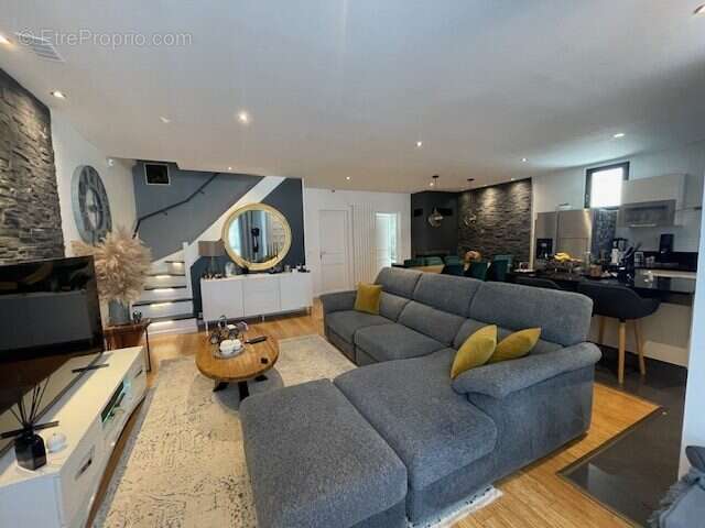 Maison à LE BLANC-MESNIL