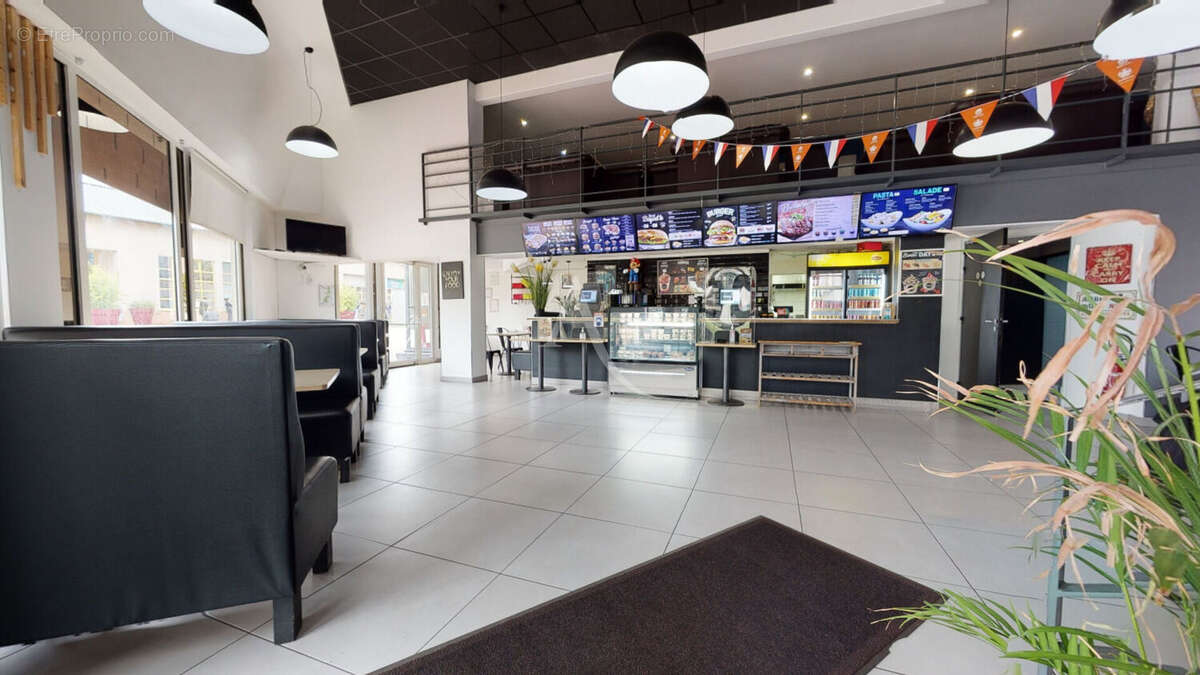 Commerce à CONFLANS-SAINTE-HONORINE