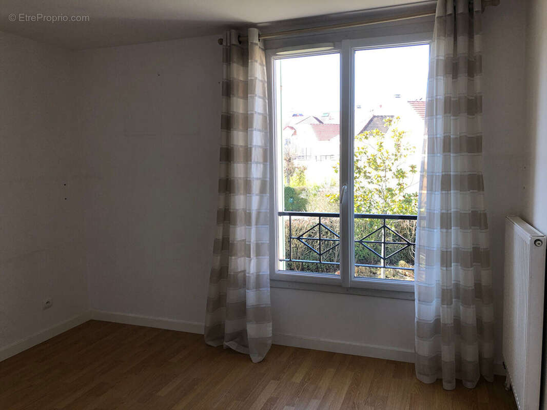 Maison à TOUSSUS-LE-NOBLE