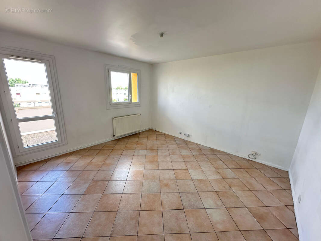 Appartement à RIS-ORANGIS