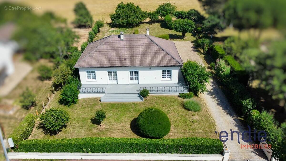 Maison à SEVRES-ANXAUMONT