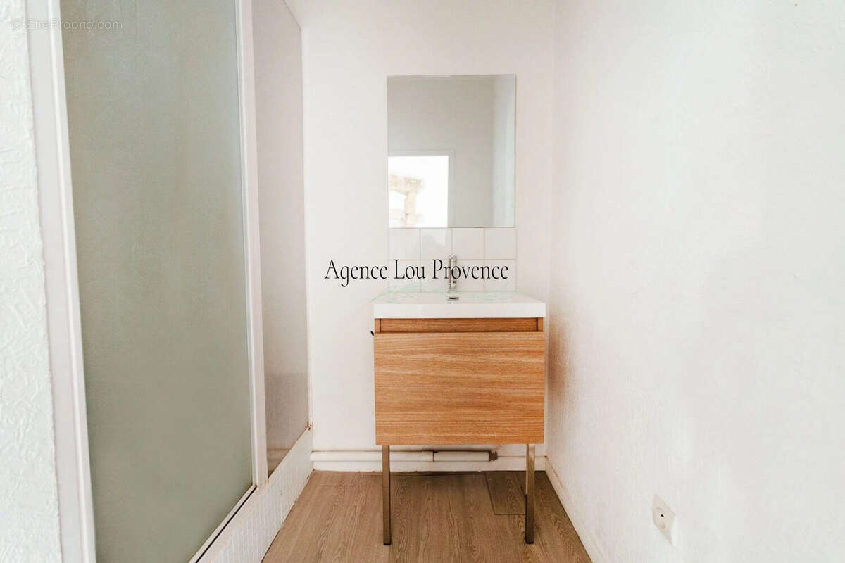 Appartement à EYGUIERES