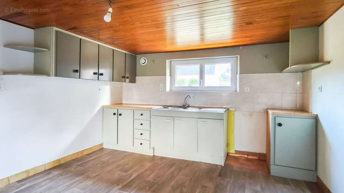 Trégunc - Secteur champêtre, maison 4 chambres et combles aménageables - photo 4