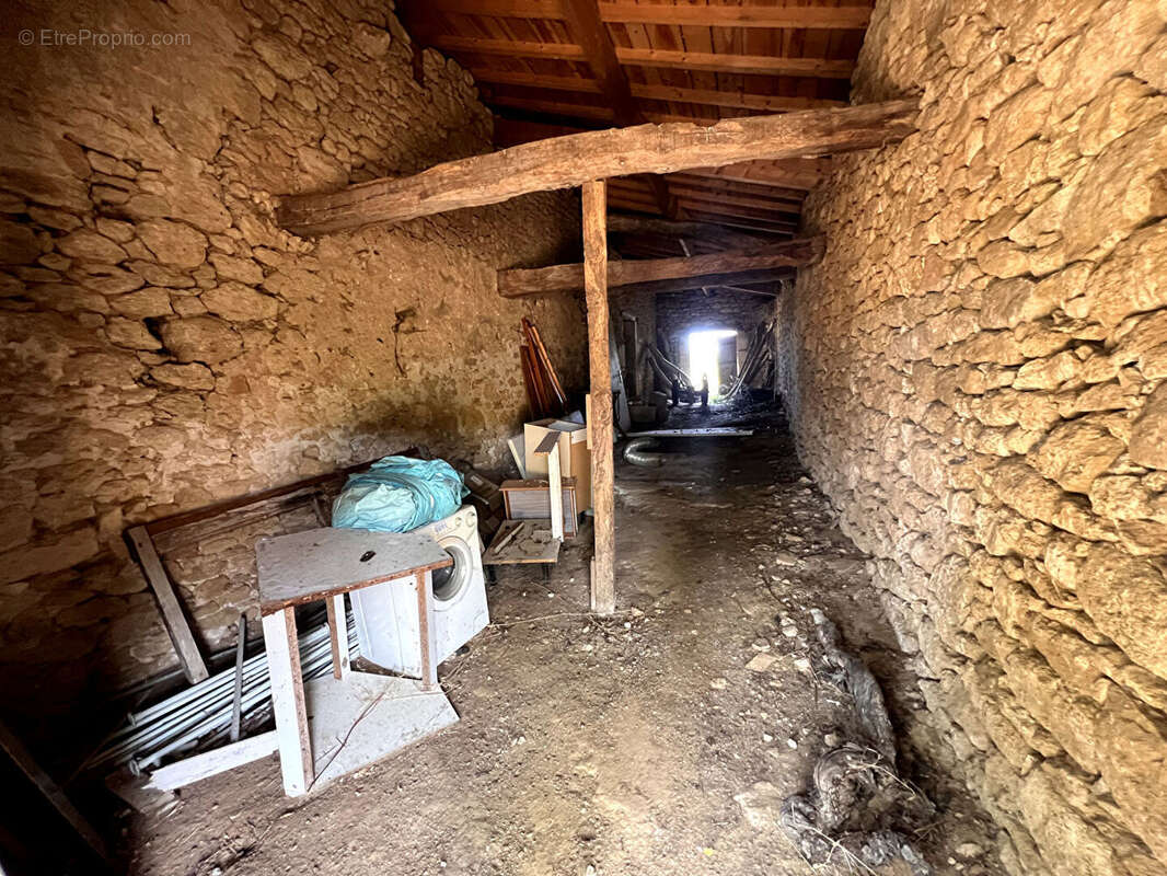 Propriété en pierre avec potentiel exceptionnel - photo 11