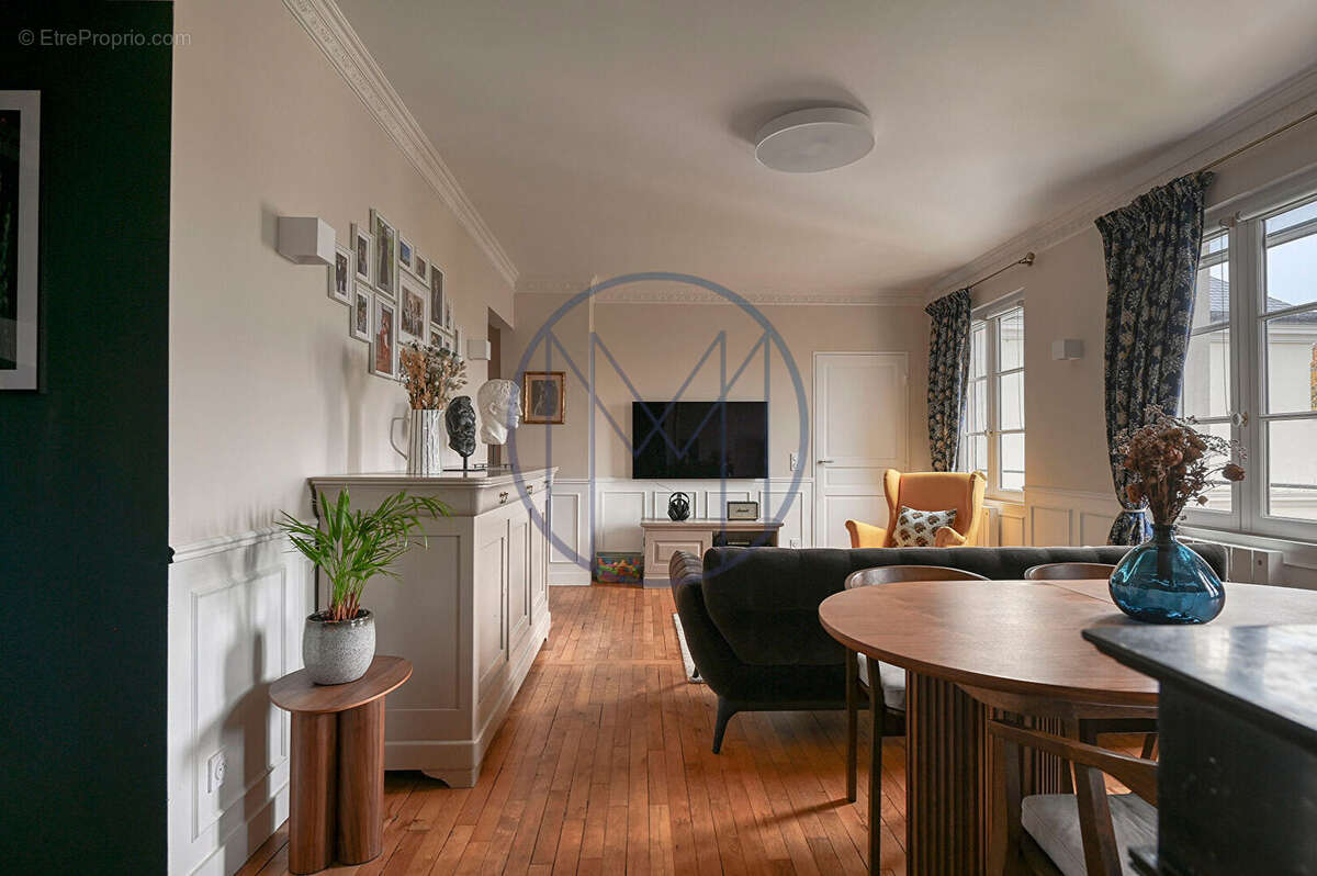 Appartement à VERSAILLES