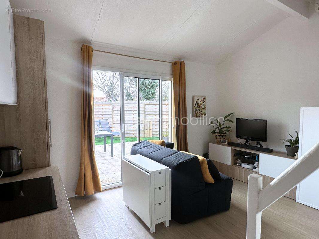 Maison à FORCALQUEIRET