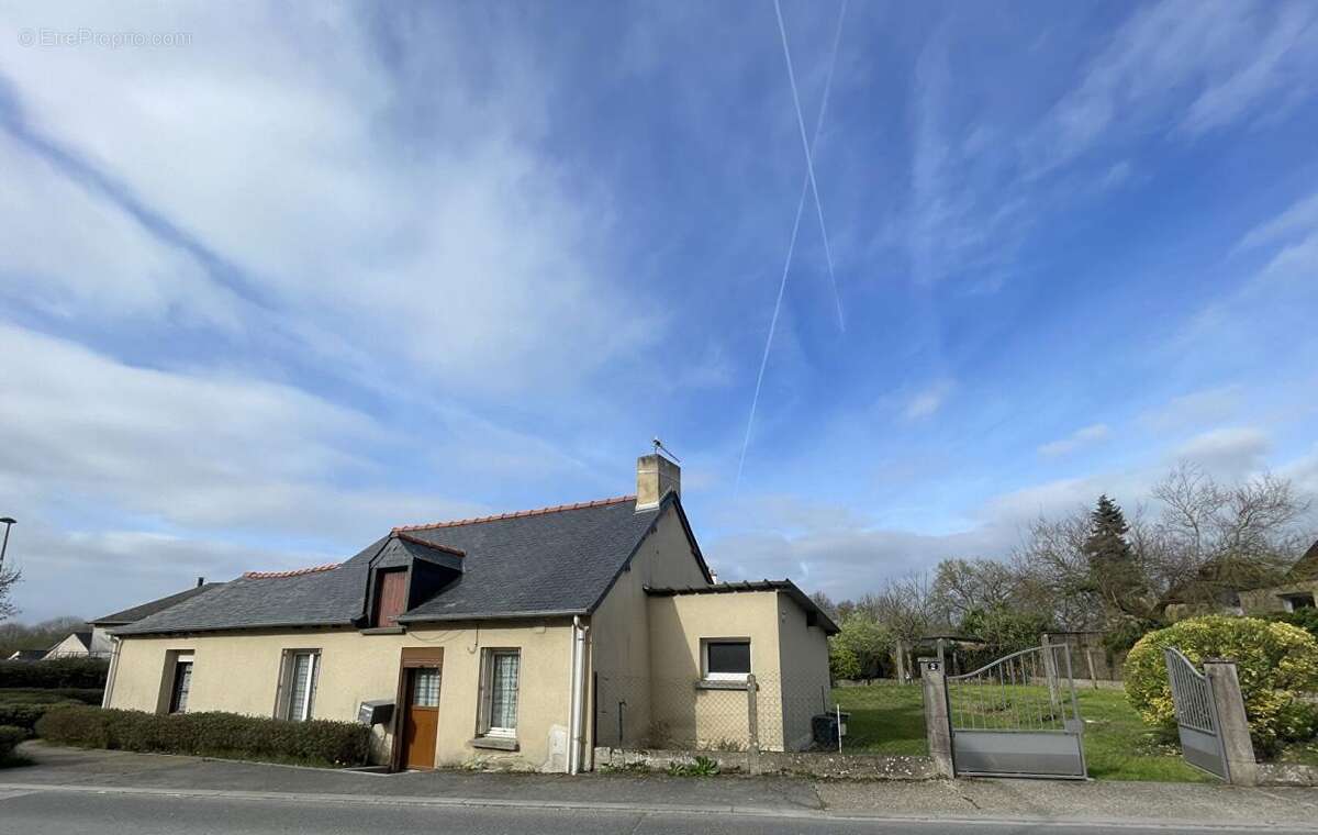 Maison à BOISGERVILLY