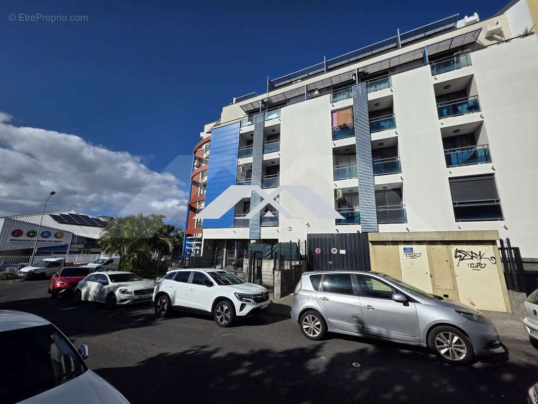 Appartement 50 m² à Saint-Denis  - photo 8