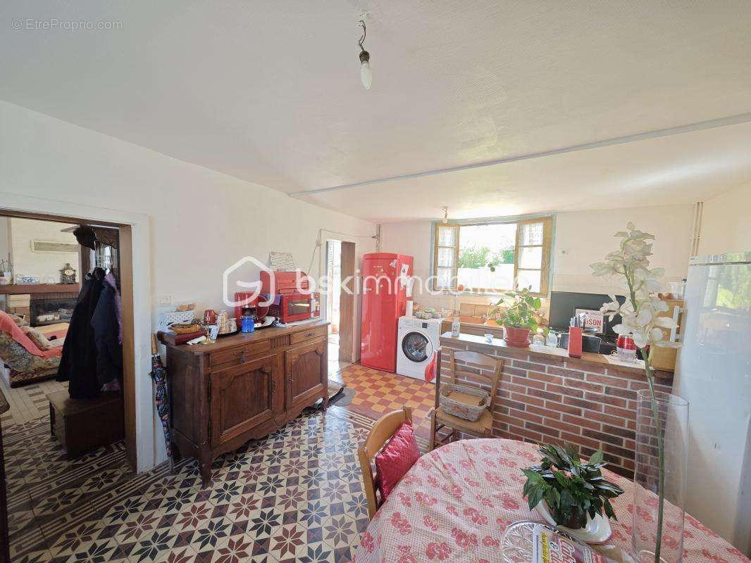 Maison à SAINTE-GAUBURGE-SAINTE-COLOMBE