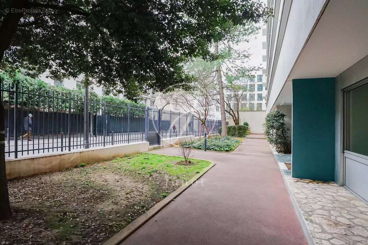 Appartement à PARIS-11E