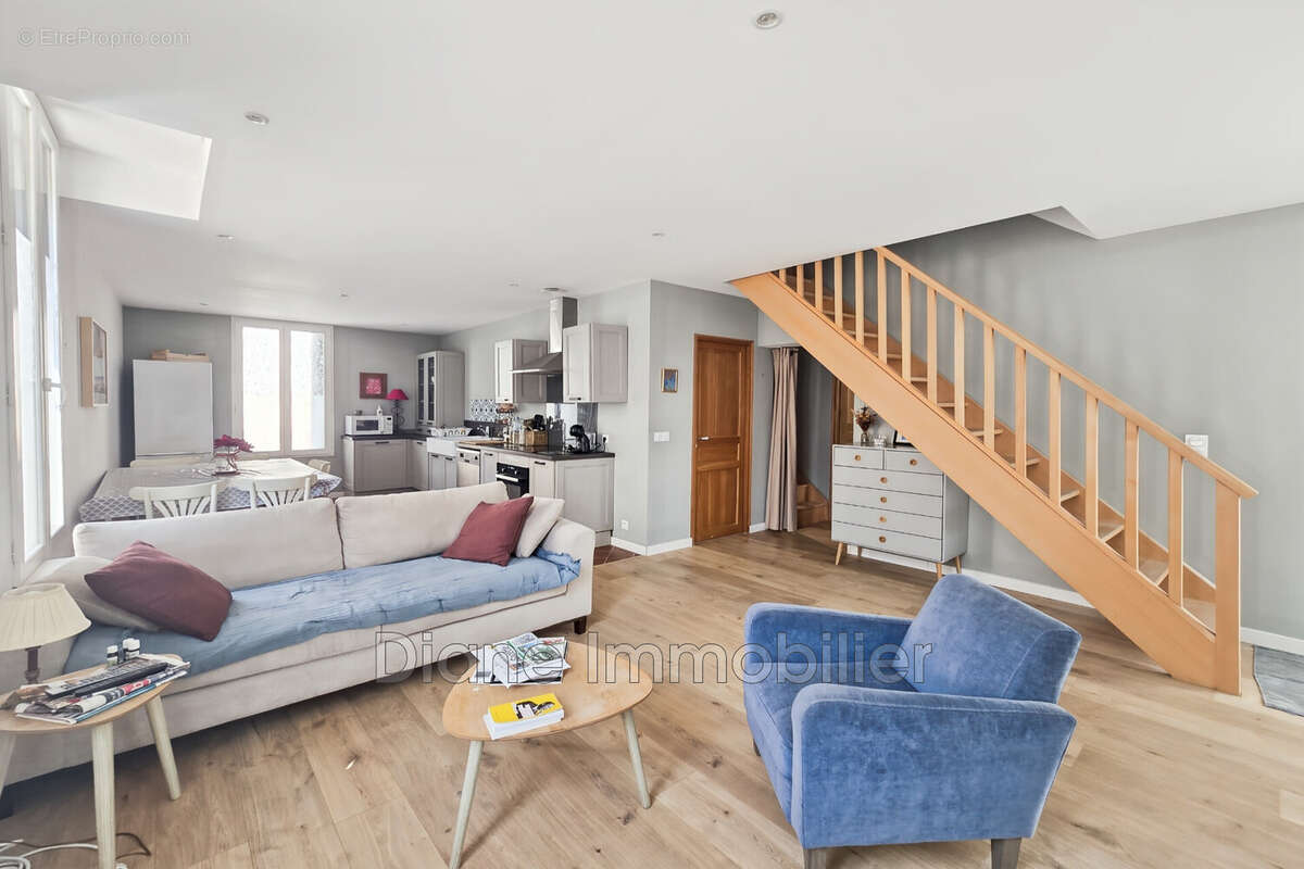 Maison 139 m² à Nimes  - photo 4