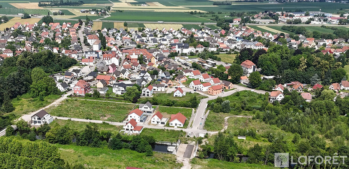 Terrain à HUTTENHEIM