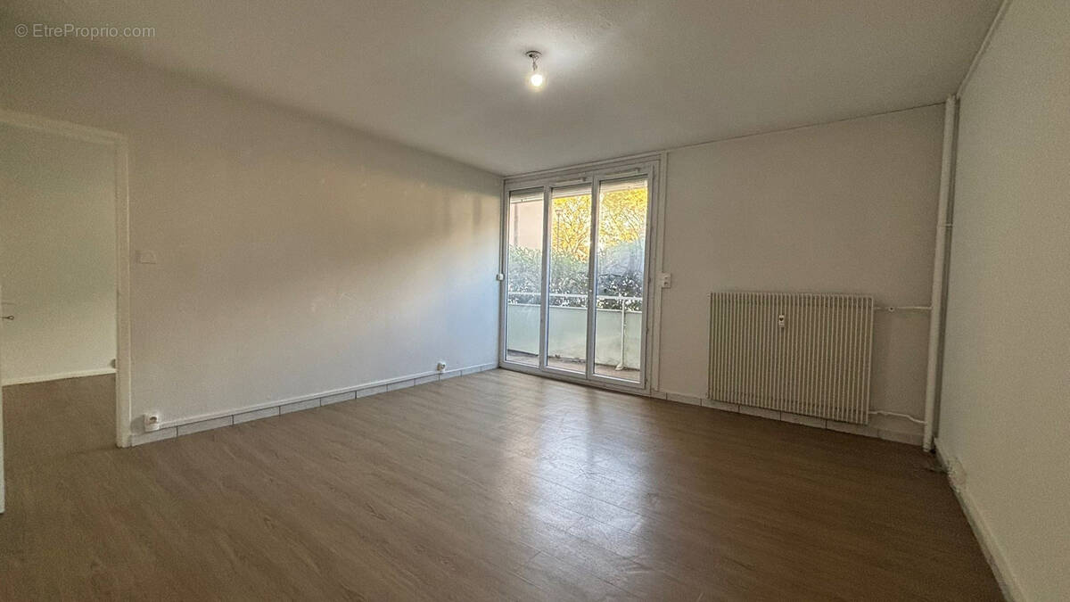 Appartement à PORT-DE-BOUC