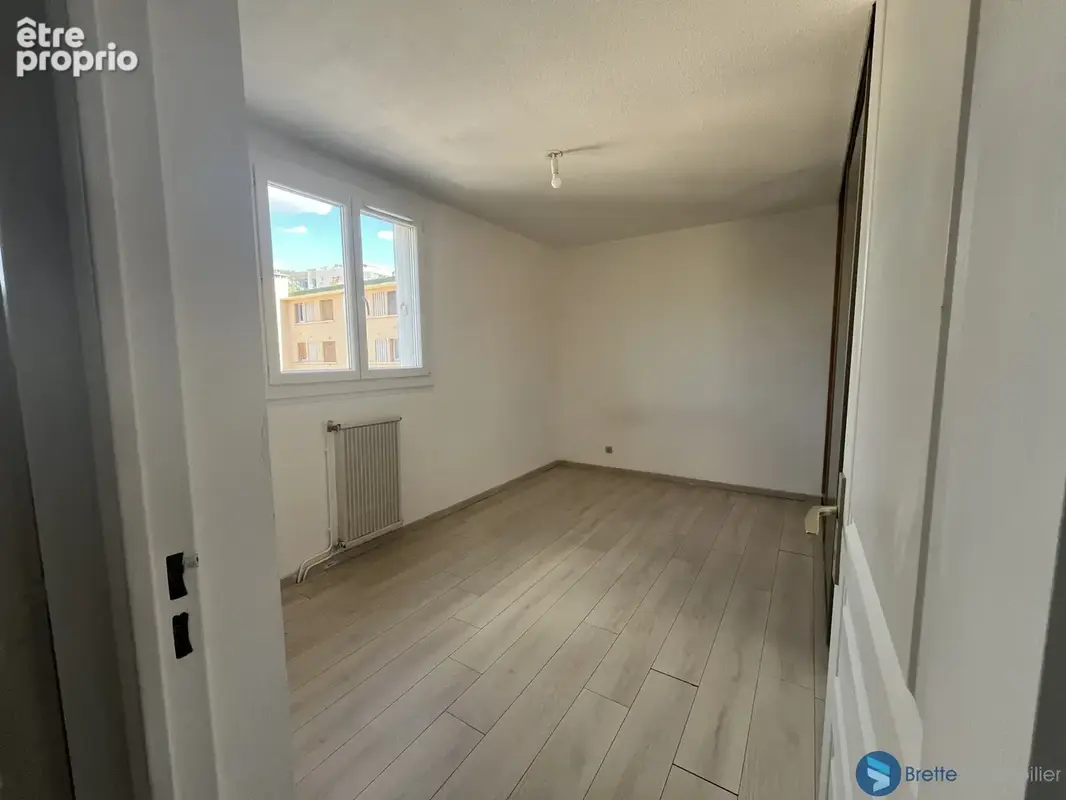 Toulon ouest - appartement t2 residence securisee - balcon - photo 10