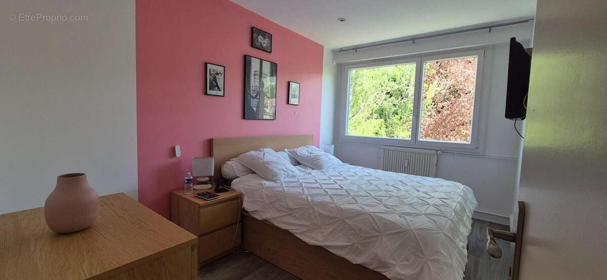 Appartement à SAINTRY-SUR-SEINE