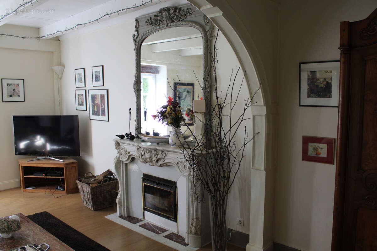 Maison à ANGLARDS-DE-SALERS