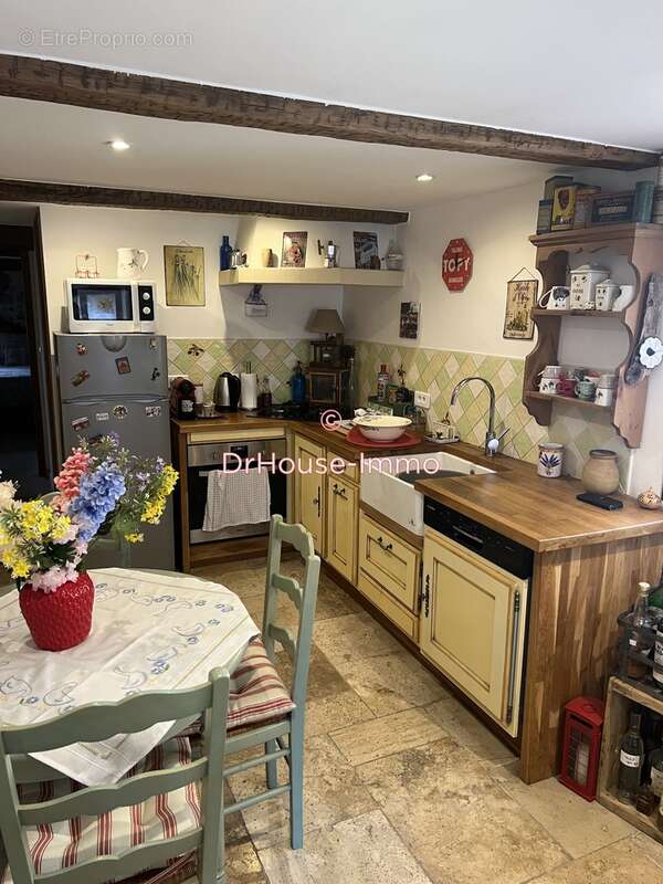 Appartement à GREOLIERES