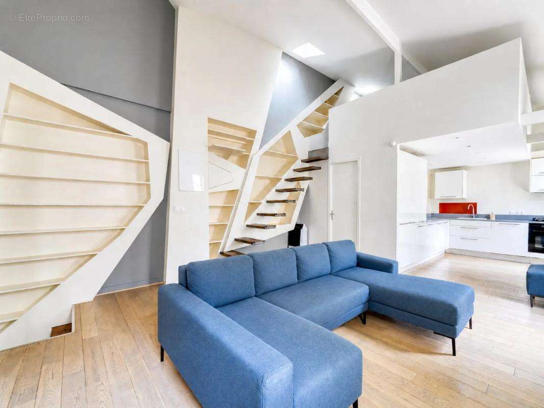 Appartement à PARIS-18E