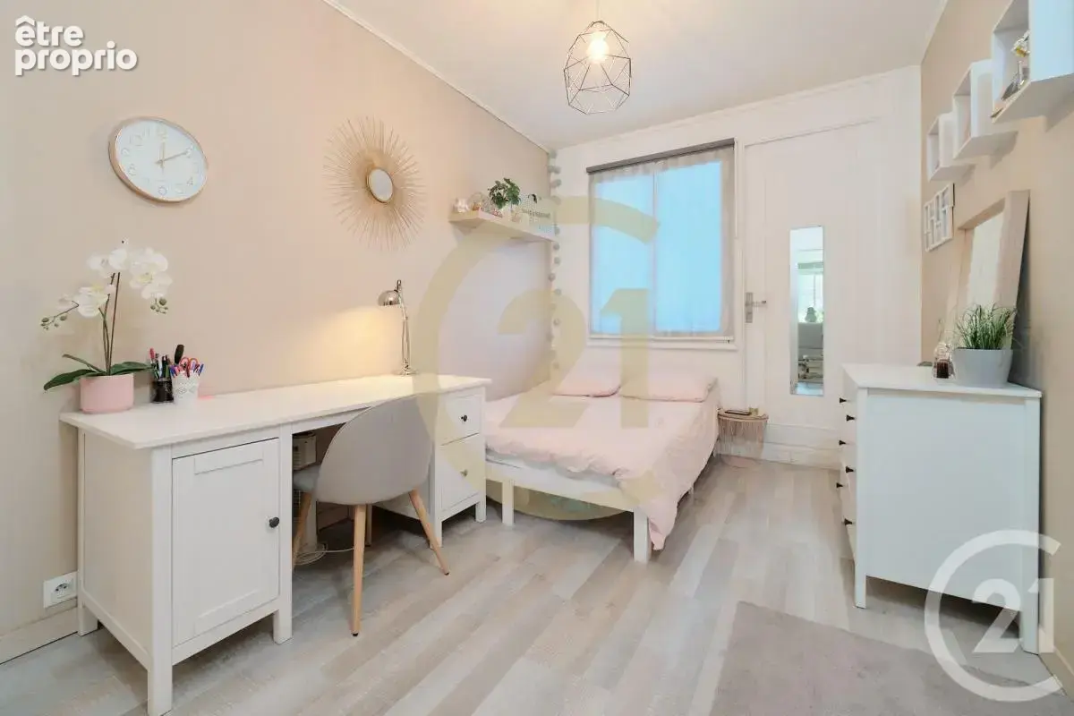 Appartement 97 m² à Lyon-8e  - photo 8
