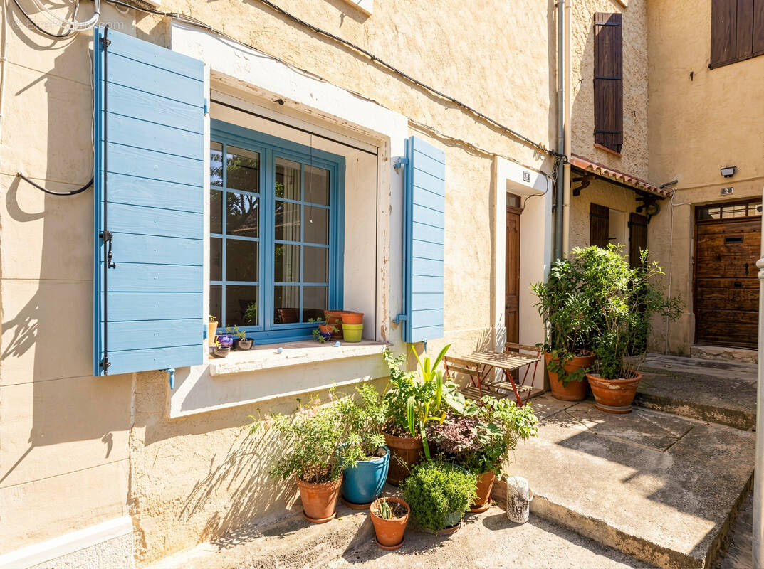 Maison à MEYRARGUES