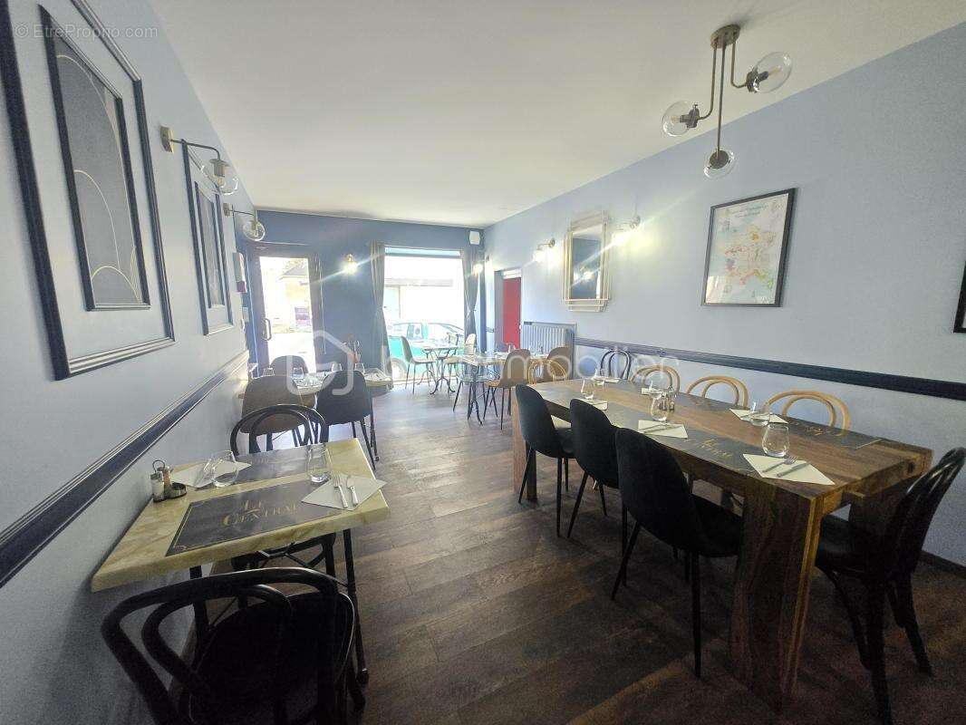 Commerce à LA CHARITE-SUR-LOIRE