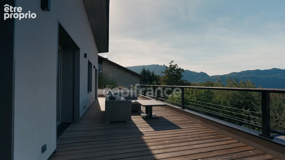 Maison à vendre 7 pièces (73) Maison d'Exception avec sa vue sur la ville d'Aix les Bains et le lac - photo 4
