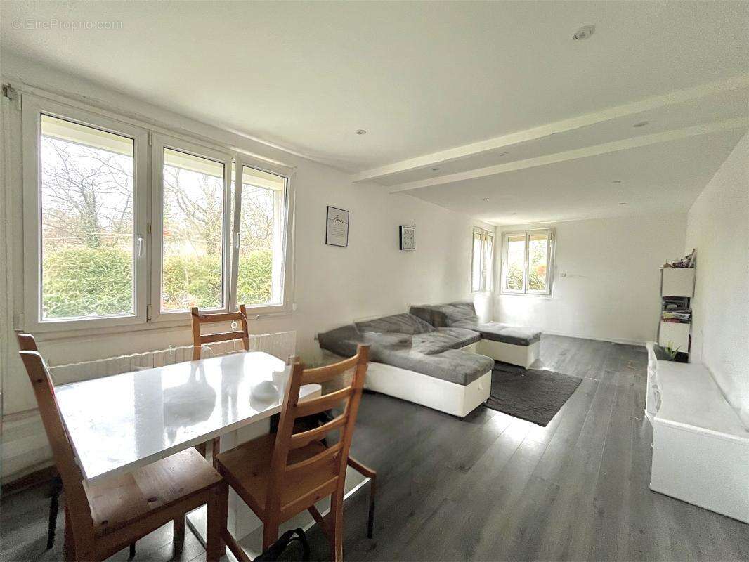 Maison à BILLY-SUR-AISNE