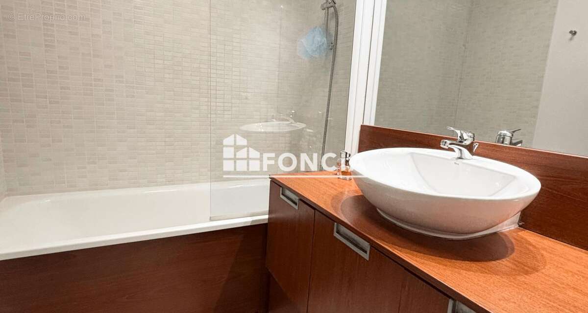 Appartement à MANDELIEU-LA-NAPOULE