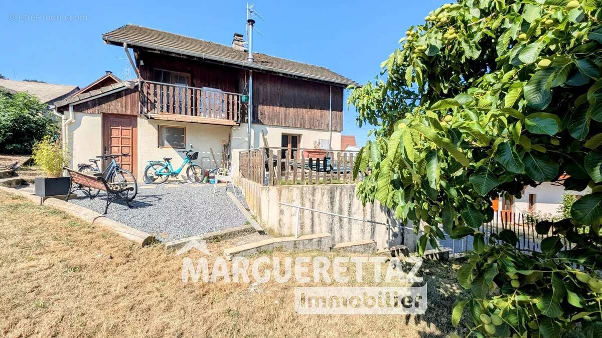 Maison à SAINT-JEAN-DE-THOLOME