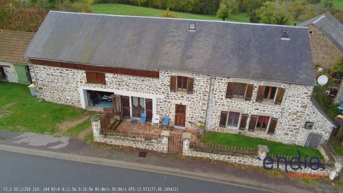 Maison à LA PETITE-MARCHE