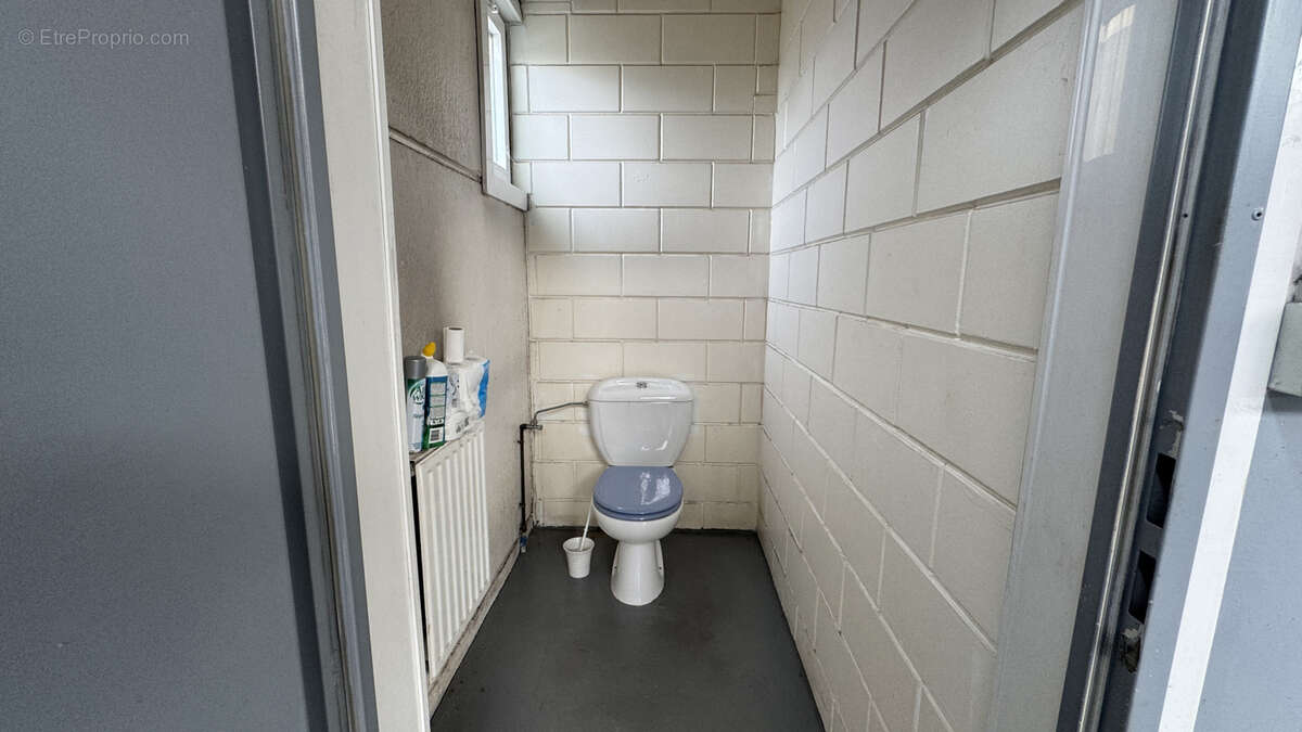 Commerce à SUNDHOUSE