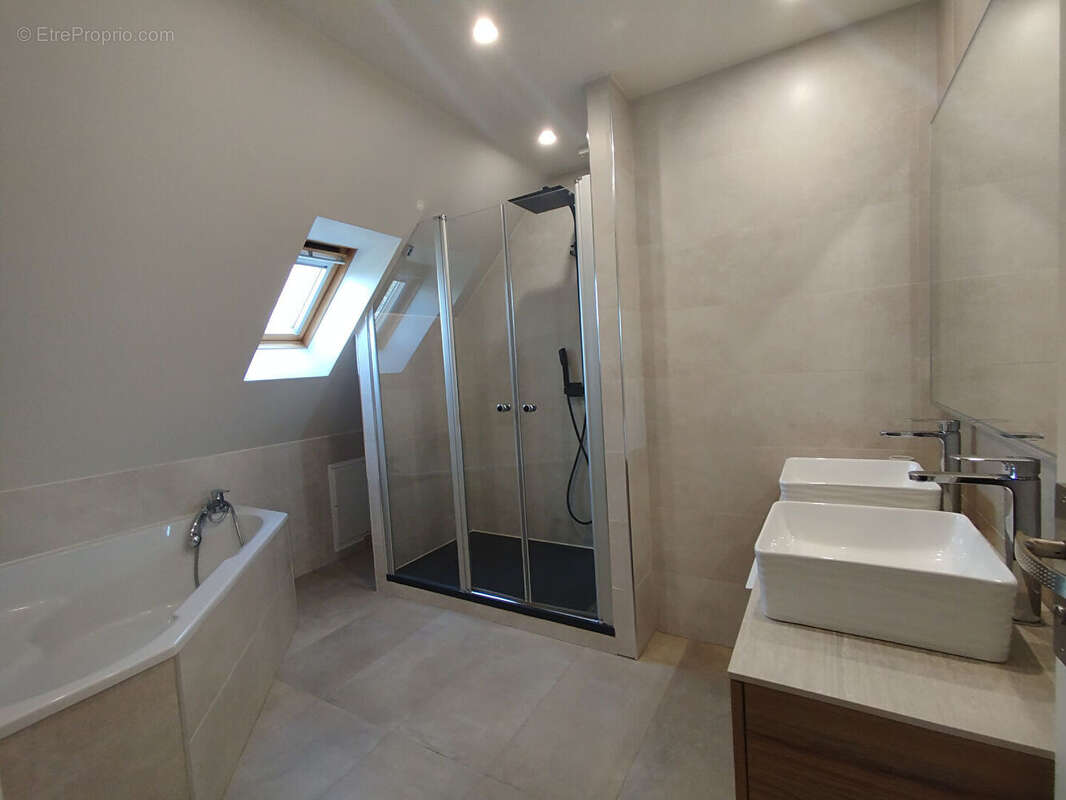 Maison à VILLEMEUX-SUR-EURE