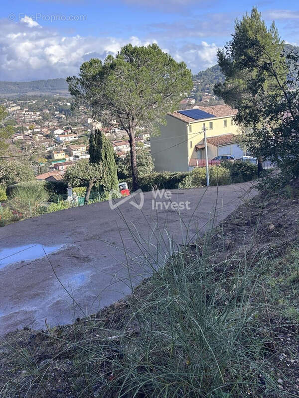 Terrain à VIDAUBAN