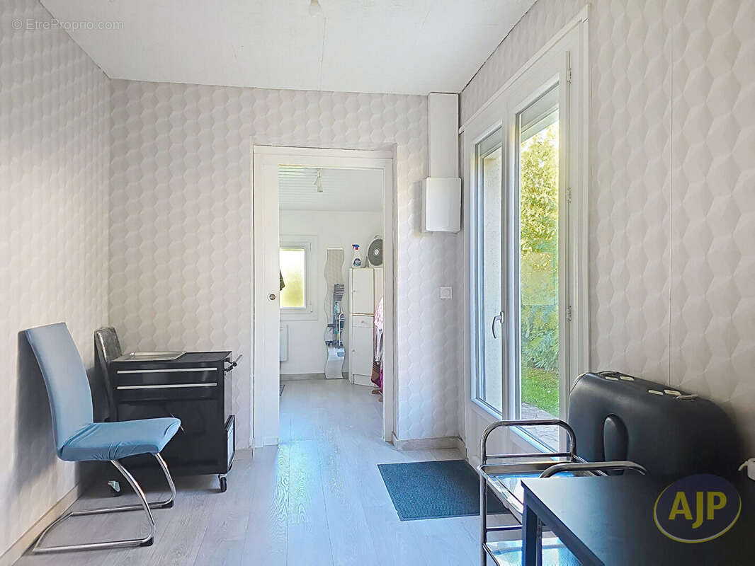 Maison familiale 6 pièces 124,50m² garages à Pessac - photo 7
