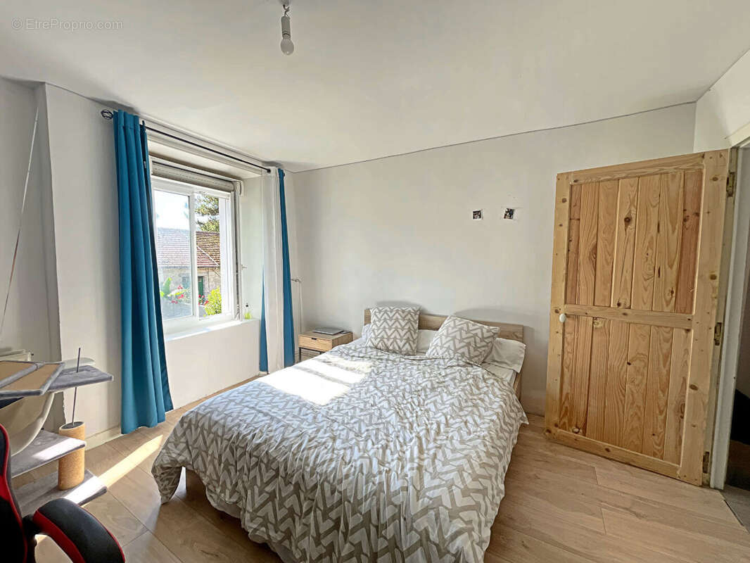 Maison à BOULT-SUR-SUIPPE