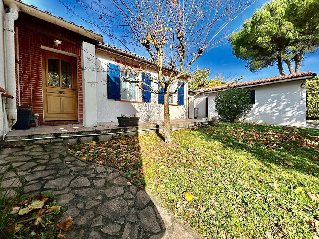 Maison à DREMIL-LAFAGE