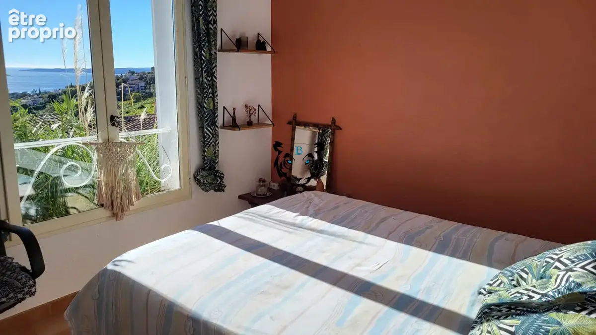 Maison Les Issambres 5 pièce(s) 100 m2 VUE MER PANORAMIQUE - photo 13