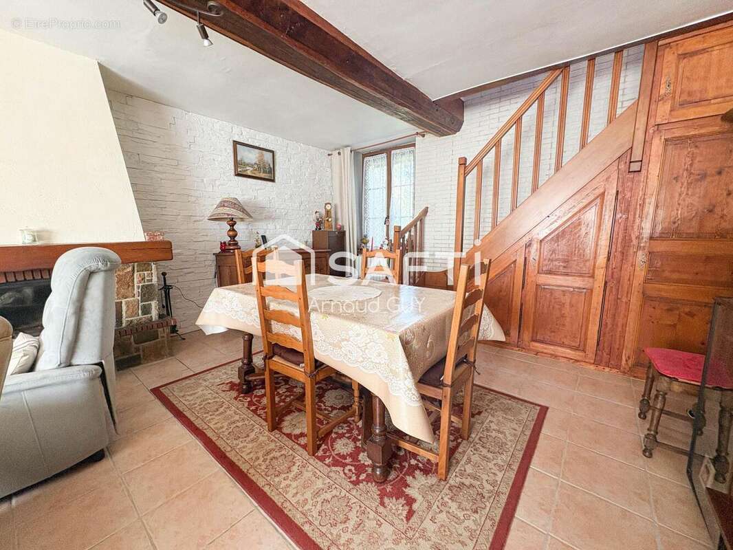 Maison 95 m² à Neufchatel-En-Saosnois  - photo 5