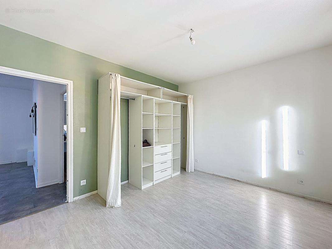 Appartement à GRIGNY