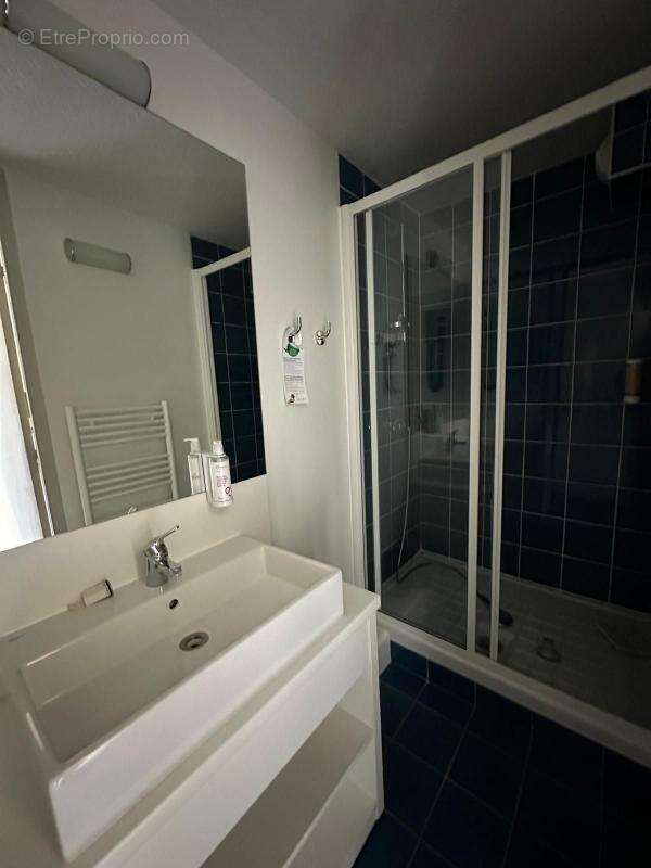 Appartement à BERRIAS-ET-CASTELJAU