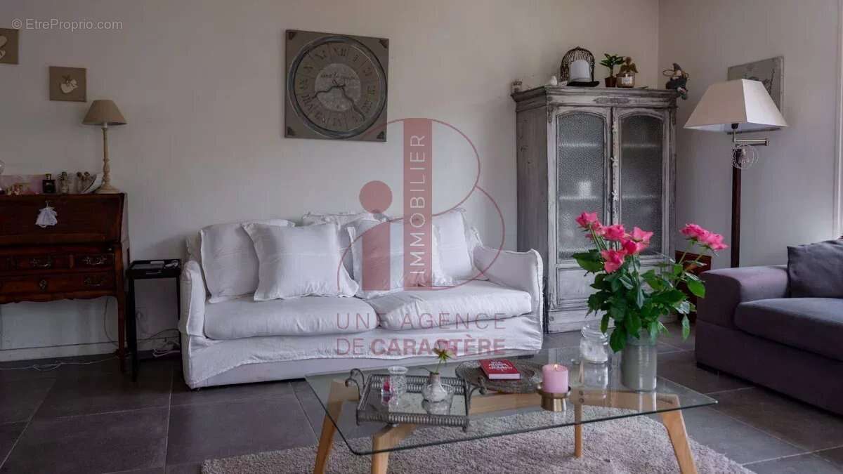 Maison à BOURRON-MARLOTTE