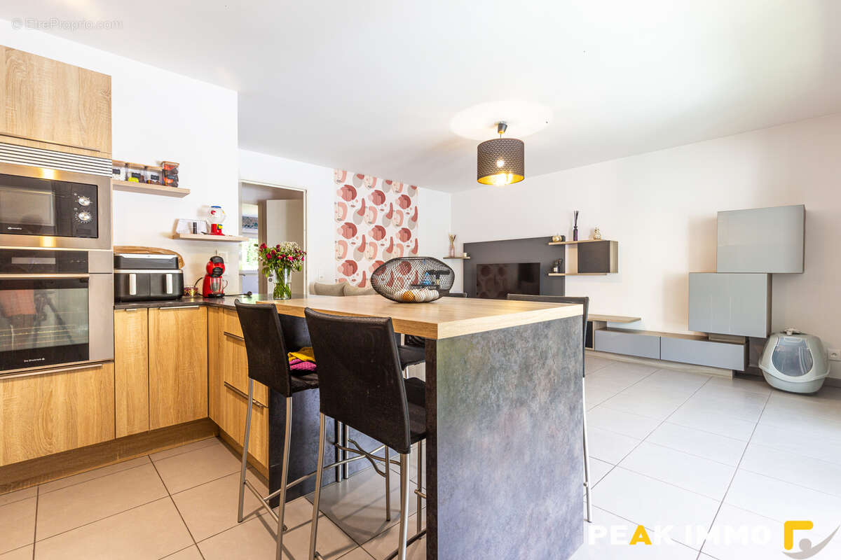 Appartement à ANNECY-LE-VIEUX