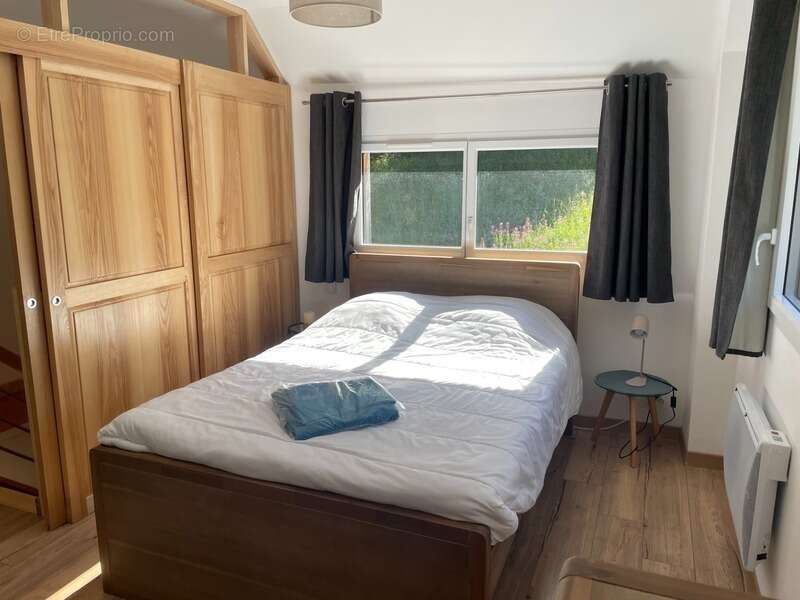 Maison récente 70 m² — Le Mont-Dore (Massif du Sancy) — 2 chambres — terrasse (22  m²)— grand garage (44 m²) - photo 11